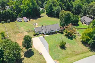 207 Whitestone Dr, Greensboro, NC 27455 - Photo 38