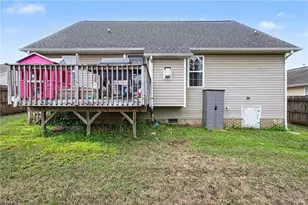 117 Valentine Ct, Greensboro, NC 27405 - Photo 24