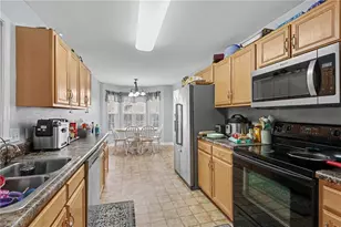 117 Valentine Ct, Greensboro, NC 27405 - Photo 12