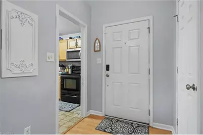 117 Valentine Court, Greensboro, NC 27405 - Photo 6