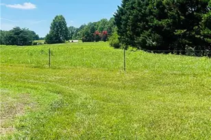 2062 Pell Rd, Westfield, NC 27053 - Photo 24