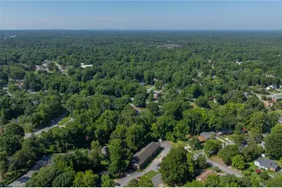 1107 Robin Hood Road #B, High Point, NC 27262 - Photo 12