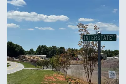 157 Interstate Way, Elkin, NC 28621 - Photo 2