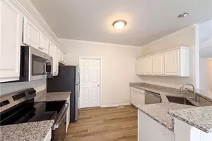 4100 Birchgarden Dr, High Point, NC 27265 - Photo 8
