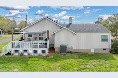 271 N Main Street, Denton, NC 27239 - Photo 32