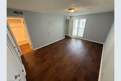 1426 Glade Street #6, Winston-Salem, NC 27101 - Photo 6