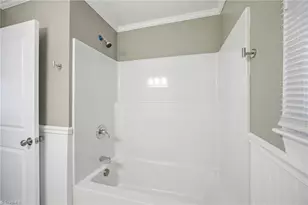 3123 Castle Ave, Hickory, NC 28601 - Photo 18