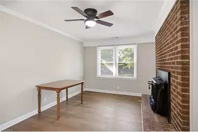 3123 Castle Avenue, Hickory, NC 28601 - Photo 14