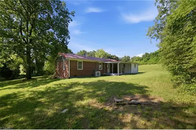 3123 Castle Avenue, Hickory, NC 28601 - Photo 30