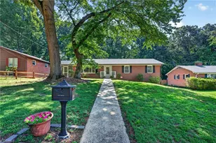 2547 Amesbury Rd, Winston-Salem, NC 27103 - Photo 48