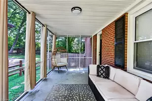 2547 Amesbury Rd, Winston-Salem, NC 27103 - Photo 10