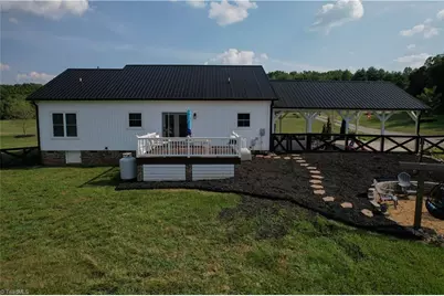 1004 Tilley Farm Road, Pinnacle, NC 27043 - Photo 18