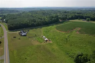 1004 Tilley Farm Rd, Pinnacle, NC 27043 - Photo 14