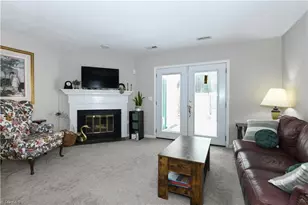 2667 Cottage Pl, Greensboro, NC 27455 - Photo 6