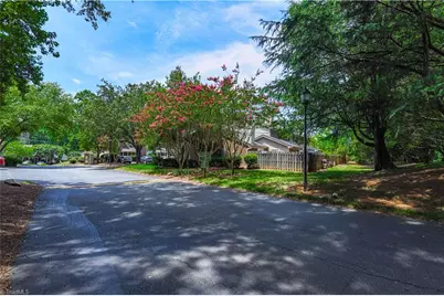 2667 Cottage Place, Greensboro, NC 27455 - Photo 24