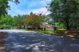 2667 Cottage Pl, Greensboro, NC 27455 - Photo 24