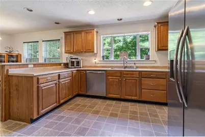 3286 Nc Highway 54, Haw River, NC 27258 - Photo 12