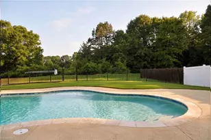 488 Dorchester St, Clemmons, NC 27012 - Photo 4