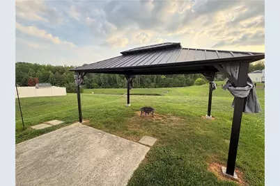 6612 Glenville Drive, Whitsett, NC 27377 - Photo 22