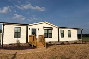 1250 Austin Little Mountain Rd, Ronda, NC 28670 - Photo 2