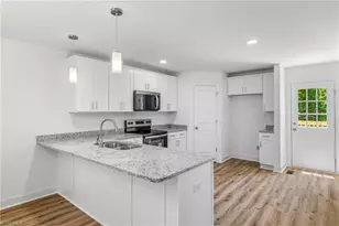 910 Roosevelt St, Winston-Salem, NC 27105 - Photo 12