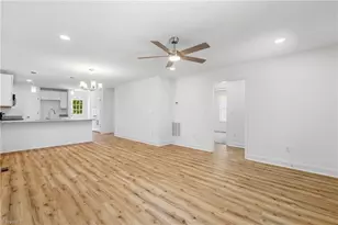 910 Roosevelt St, Winston-Salem, NC 27105 - Photo 6