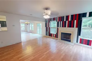 4209 Oak Pointe Dr, Winston-Salem, NC 27105 - Photo 4