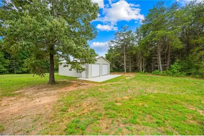 4669 Grooms Road, Reidsville, NC 27320 - Photo 8