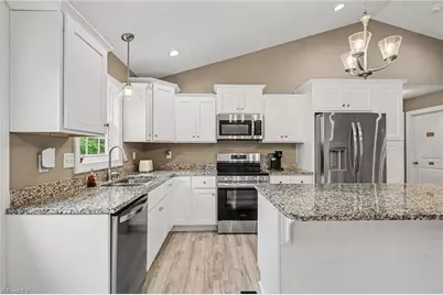 344 Springs Grove Lane, Thomasville, NC 27360 - Photo 10