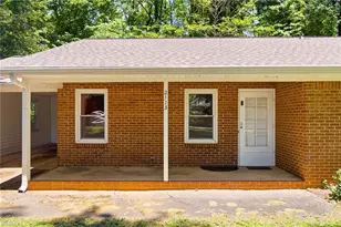 2113 Brookhurst St, Winston-Salem, NC 27106 - Photo 30