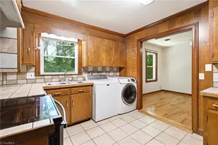 2113 Brookhurst St, Winston-Salem, NC 27106 - Photo 14