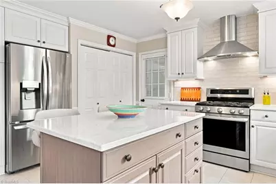 3815 Oak Forest Drive, High Point, NC 27265 - Photo 24