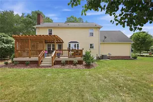 3815 Oak Forest Dr, High Point, NC 27265 - Photo 46