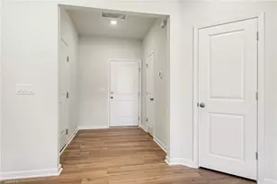 1521 Allegheny River St, Greensboro, NC 27405 - Photo 8