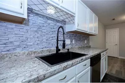 2624 Guyer Street #2B, High Point, NC 27265 - Photo 10