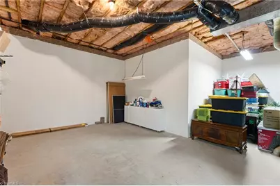 237 Village Green Square, Winston-Salem, NC 27104 - Photo 32