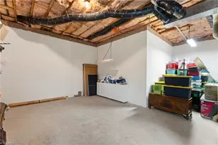 237 Village Green Square, Winston-Salem, NC 27104 - Photo 32