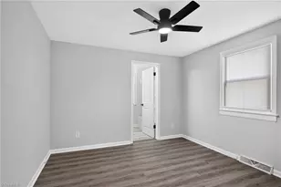 918 Beaumont Ave, High Point, NC 27260 - Photo 18