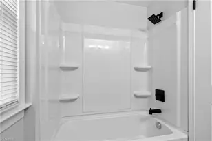 918 Beaumont Ave, High Point, NC 27260 - Photo 20