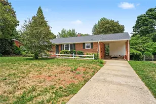 1004 Onslow Dr, Greensboro, NC 27408 - Photo 2