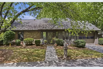 228 Barrington Place, Winston-Salem, NC 27104 - Photo 2