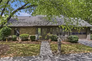 228 Barrington Pl, Winston-Salem, NC 27104 - Photo 2