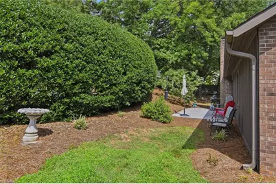 228 Barrington Place, Winston-Salem, NC 27104 - Photo 28