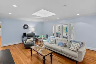 802 Kemp Rd W, Greensboro, NC 27410 - Photo 16
