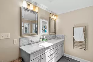 802 Kemp Rd W, Greensboro, NC 27410 - Photo 20