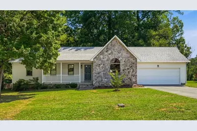 611 Rockwood Drive, Graham, NC 27253 - Photo 1