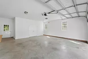 611 Rockwood Dr, Graham, NC 27253 - Photo 30