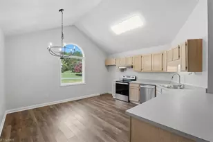 611 Rockwood Dr, Graham, NC 27253 - Photo 10