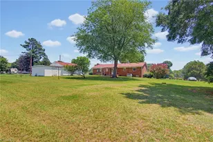 145 Brightwood Rd, Eden, NC 27288 - Photo 32