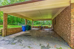 334 Forest Creek Dr, Wallburg, NC 27107 - Photo 10